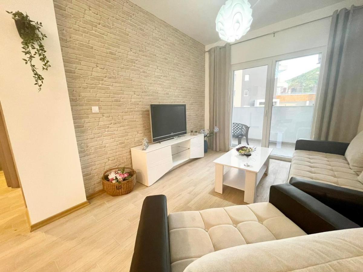 Olive Square Apartment בודווה מראה חיצוני תמונה