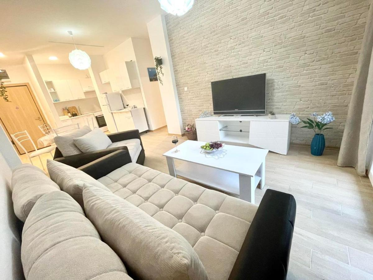 Olive Square Apartment בודווה מראה חיצוני תמונה