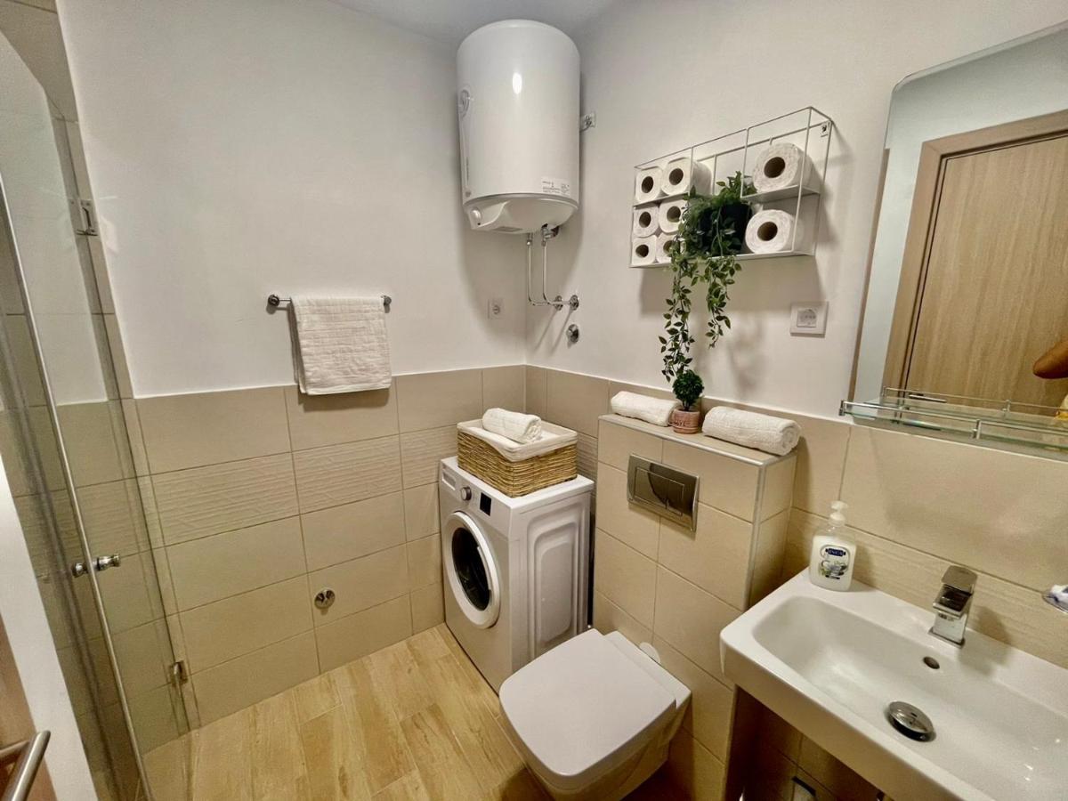 Olive Square Apartment בודווה מראה חיצוני תמונה