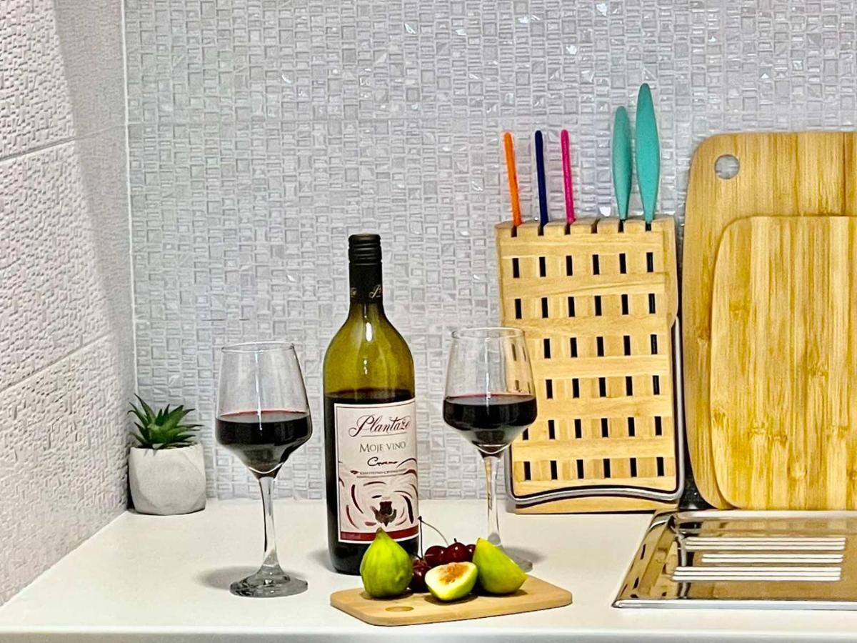 Olive Square Apartment בודווה מראה חיצוני תמונה
