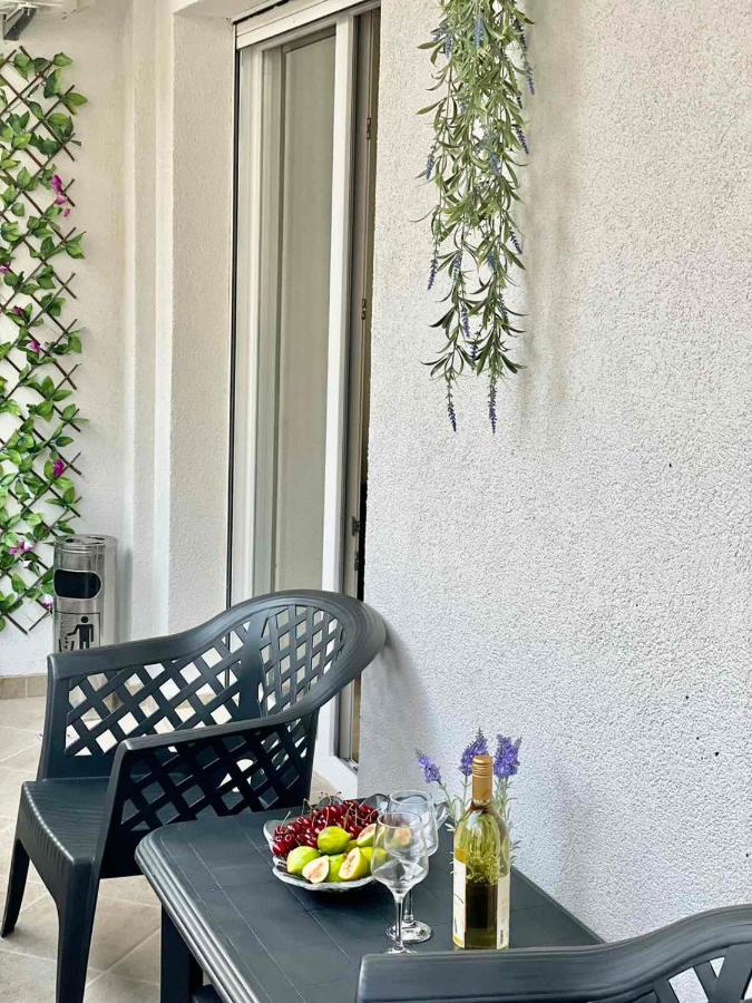 Olive Square Apartment בודווה מראה חיצוני תמונה